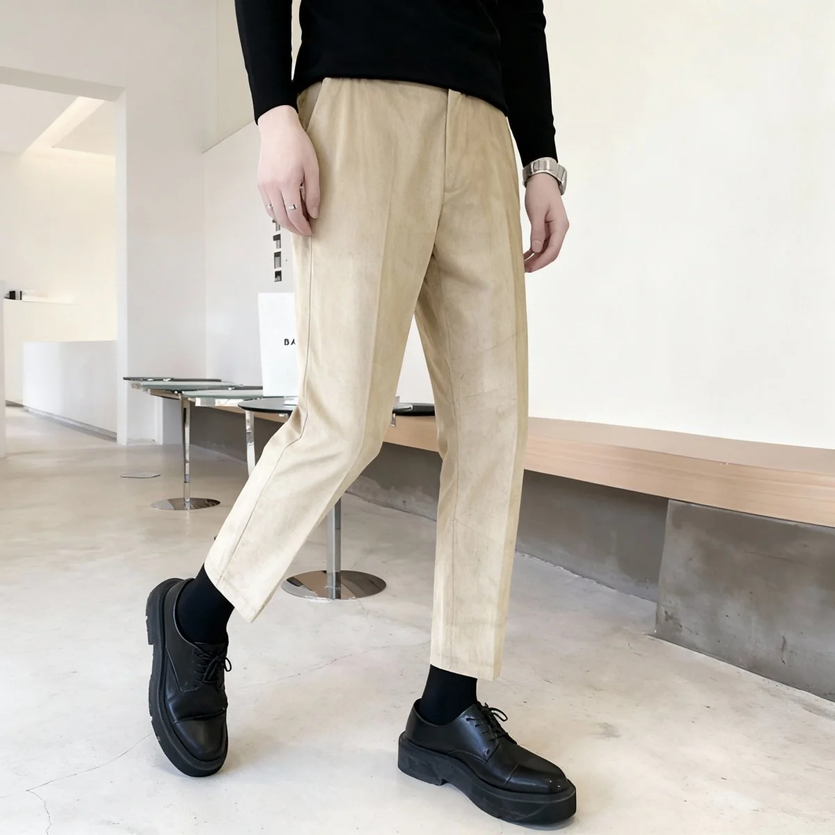 GS No. 138 Cropped Pants - Image 4