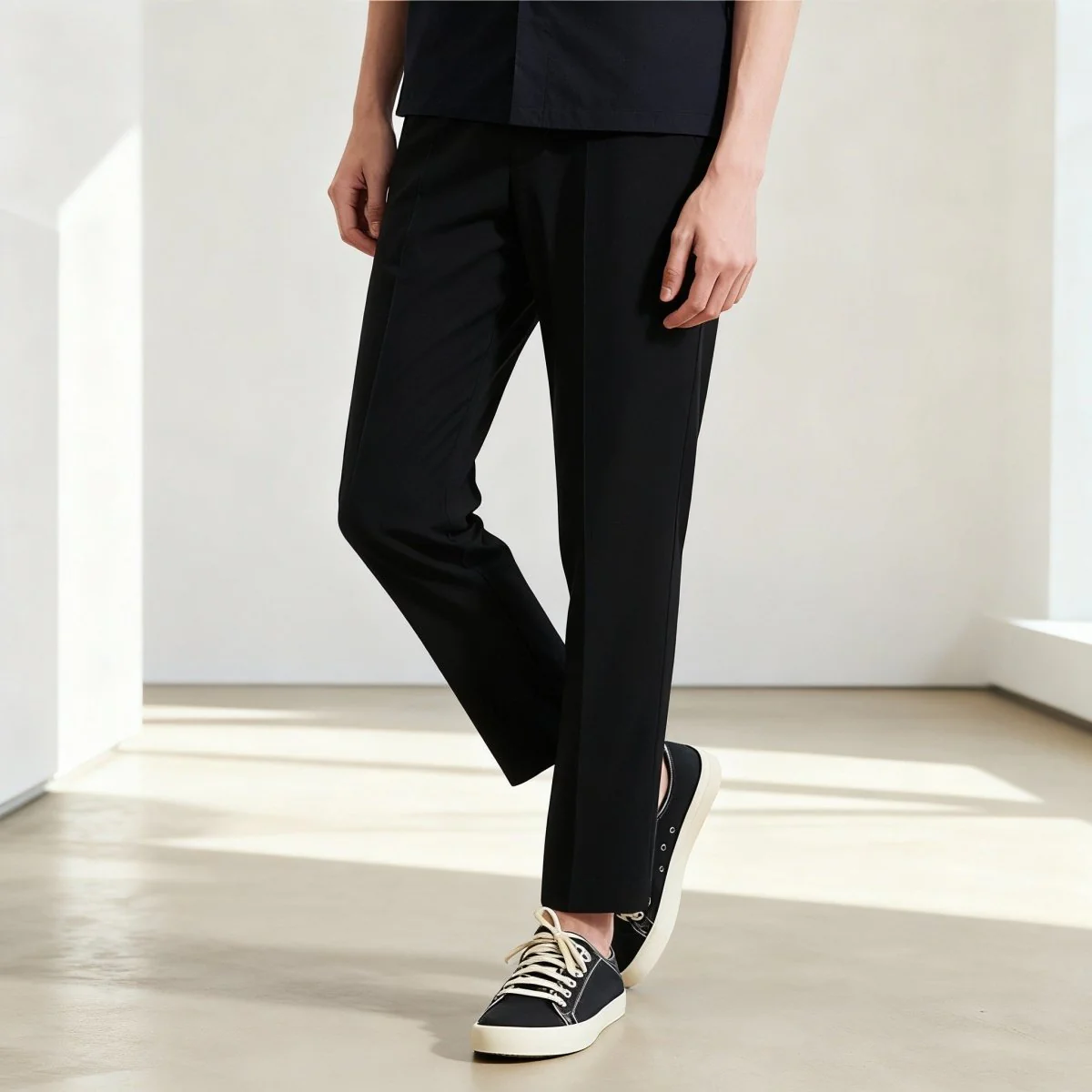 GS No. 227 Cropped Pants - Image 3